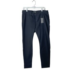 NWT Forever 21 Plus Black Jeans Slim Leg Stretch Mid Rise Size 14